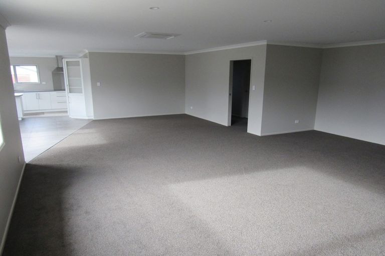Photo of property in 15 Victoria Street, Hawera, 4610