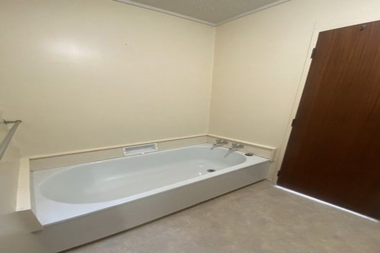 Photo of property in 5/90 Gloucester Street, Greenmeadows, Napier, 4112