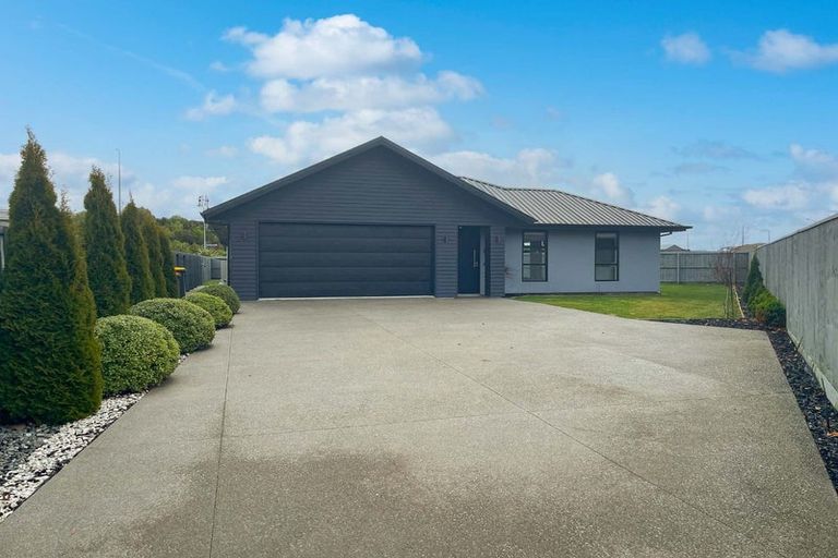 Photo of property in 36 Four Peaks Drive, Wigram, Christchurch, 8025