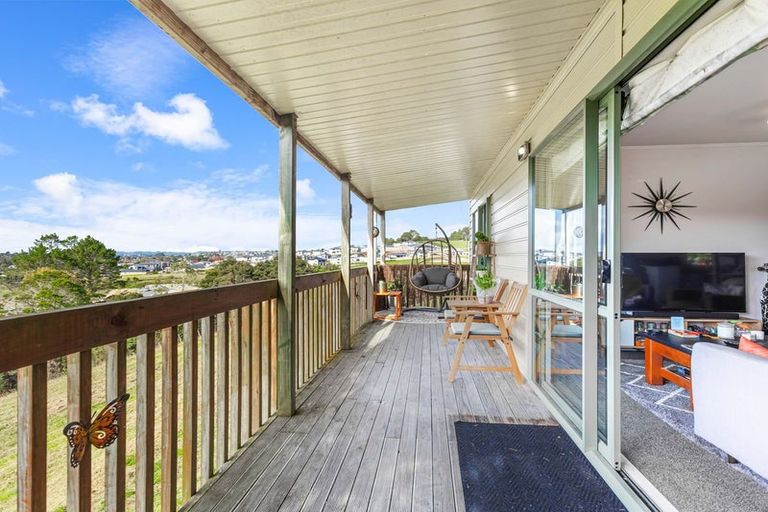 Photo of property in 1/199 Birdwood Road, Massey, Auckland, 0614