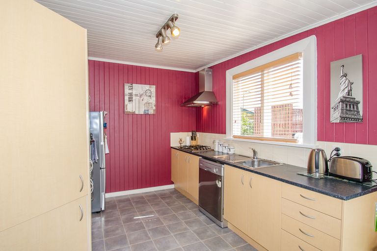 Photo of property in 40 Stanley Street, Kenmure, Dunedin, 9011