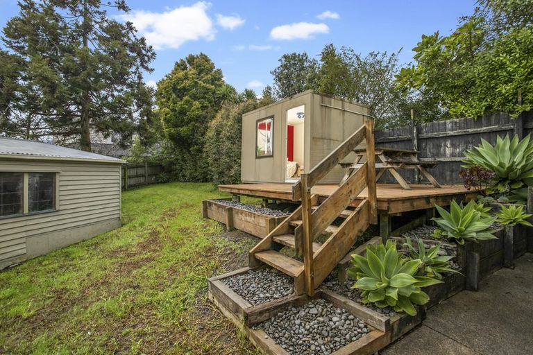 Photo of property in 114b Pooks Road, Ranui, Auckland, 0612