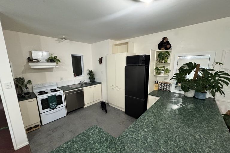 Photo of property in 97-103 South Karori Road, Karori, Wellington, 6012