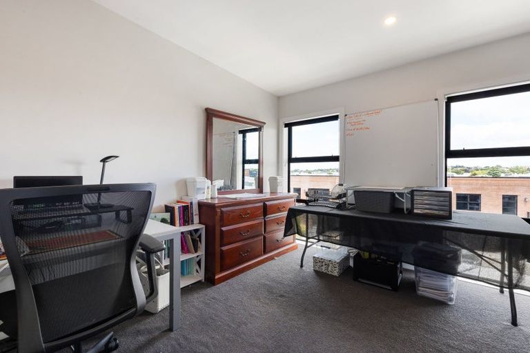 Photo of property in 104/1 Village Quarter Lane, Frankton, Hamilton, 3204