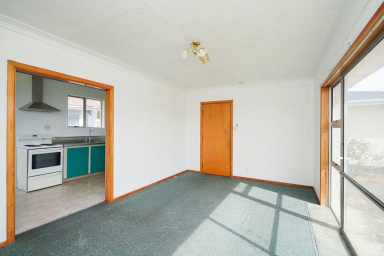 Photo of property in 17 Paisley Street, Kew, Invercargill, 9812