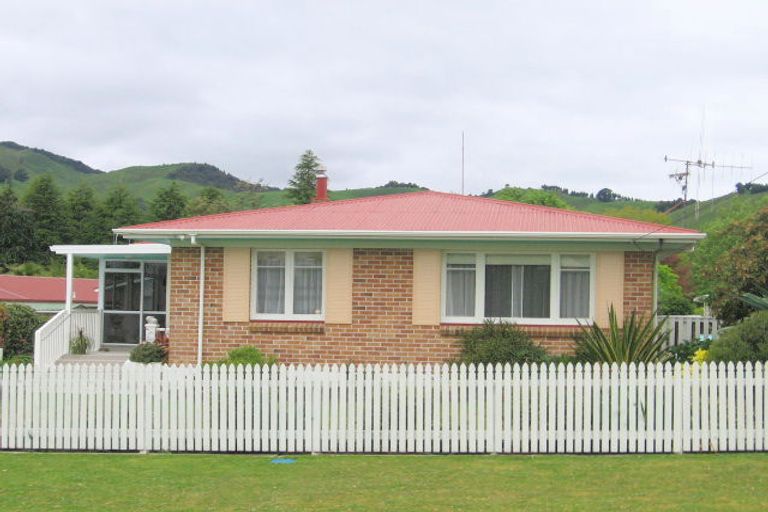 Photo of property in 21 Claremont Avenue, Paeroa, 3600