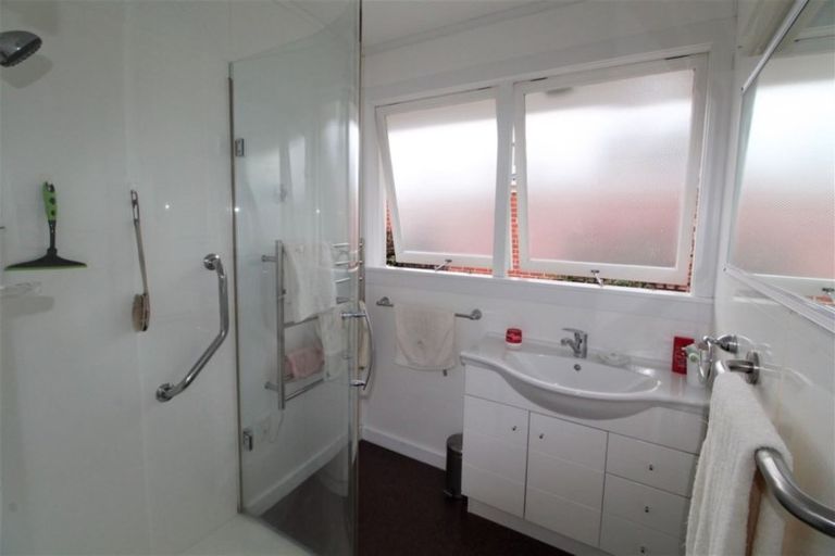 Photo of property in 228 Douglas Street, Highfield, Timaru, 7910