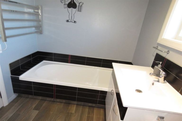 Photo of property in 1 Benmore Street, Glenwood, Timaru, 7910