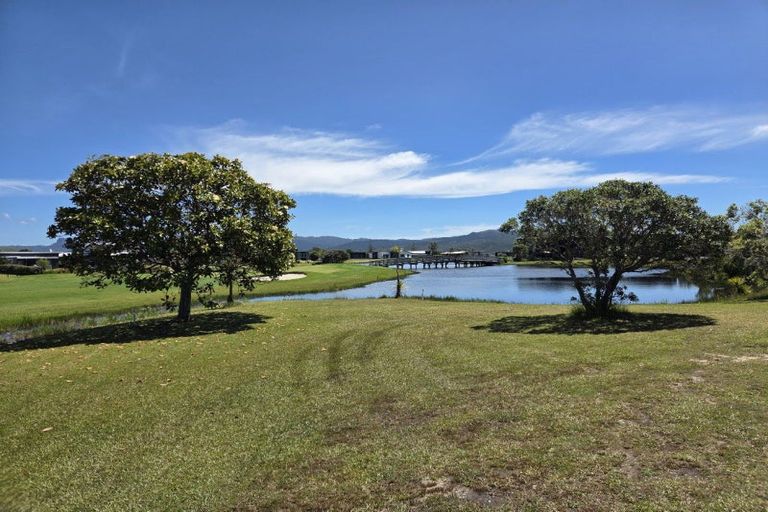Photo of property in 124 The Fairway, Matarangi, Whitianga, 3592