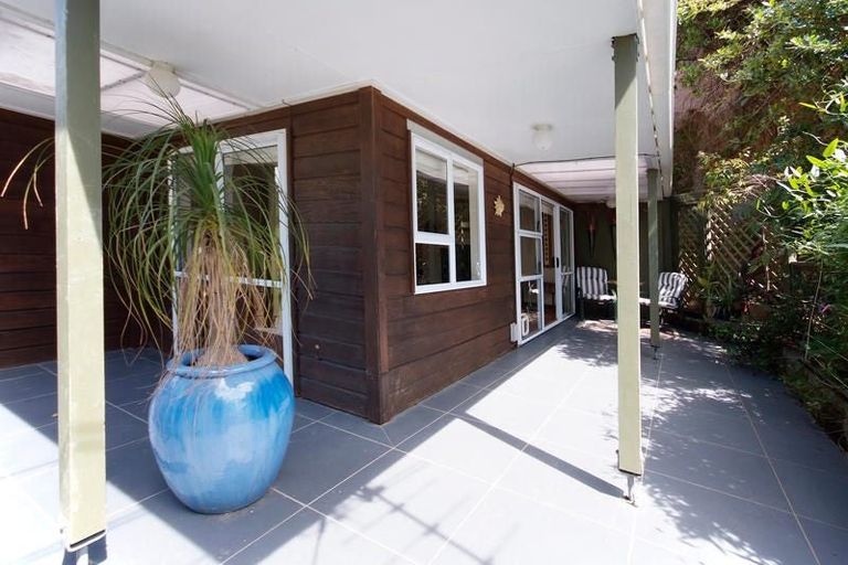 Photo of property in 42 Honiana Te Puni Street, Aro Valley, Wellington, 6021