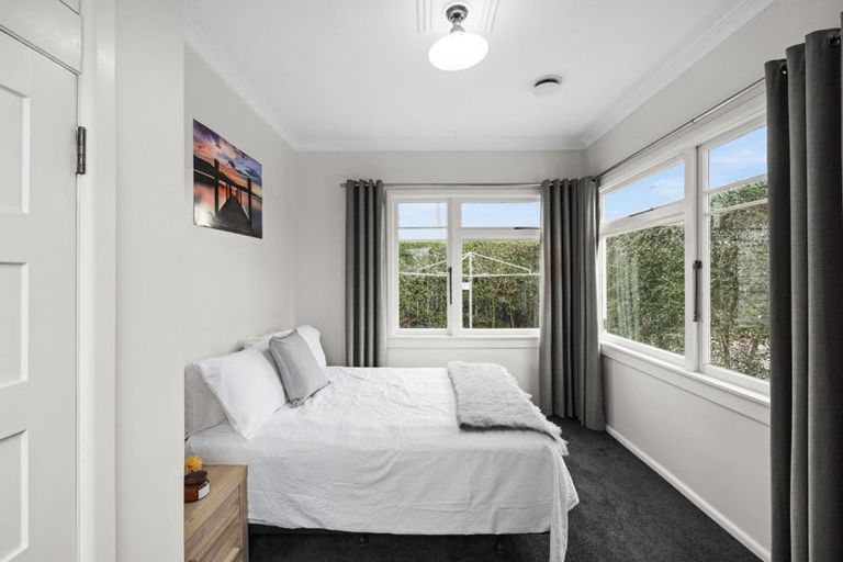 Photo of property in 100 Frimley Avenue, Frimley, Hastings, 4120