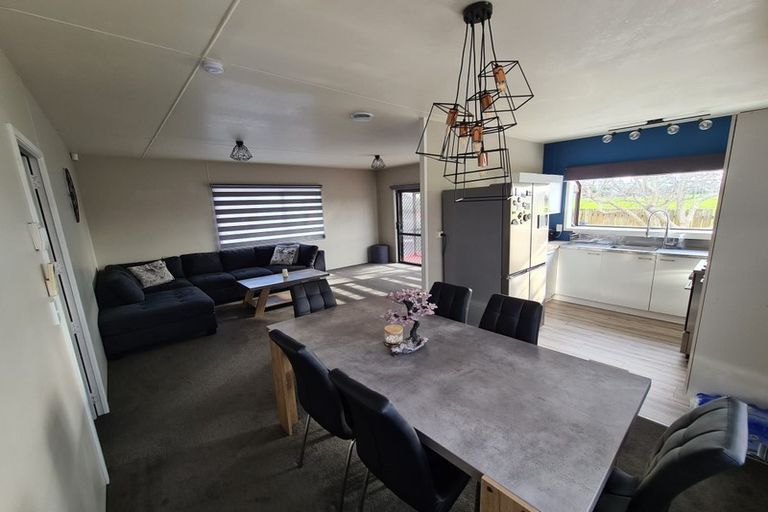 Photo of property in 2/21 Southview Place, Wattle Downs, Auckland, 2102