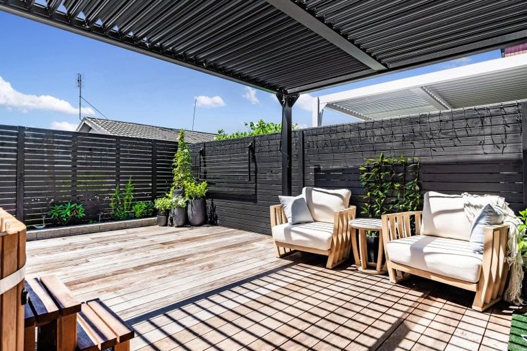 Photo of property in 5/1 Seaforth Avenue, Mangere Bridge, Auckland, 2022