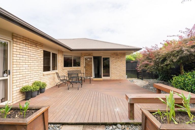 Photo of property in 22 Farringdon Avenue, Rototuna North, Hamilton, 3210