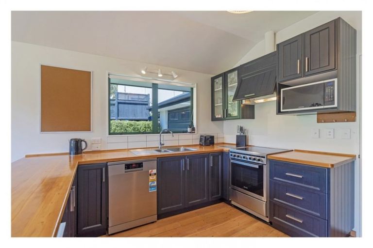 Photo of property in 14a Burrough Place, Enner Glynn, Nelson, 7011