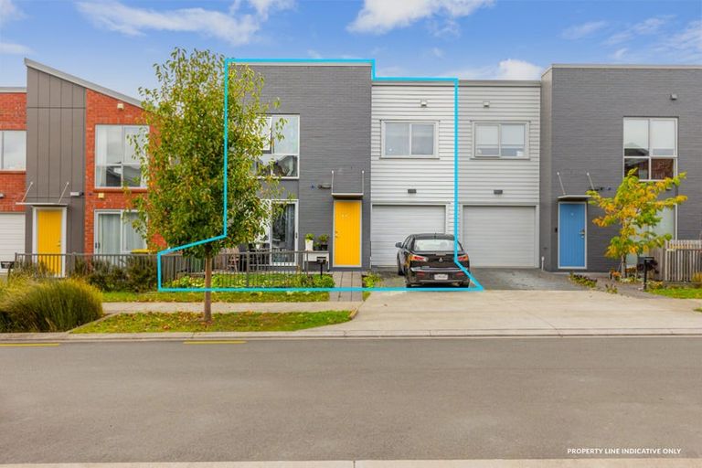 Photo of property in 39 Ambar Ridge Avenue, Massey, Auckland, 0614