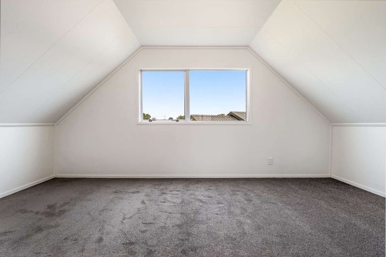 Photo of property in 1/24 Solveig Place, Randwick Park, Auckland, 2105