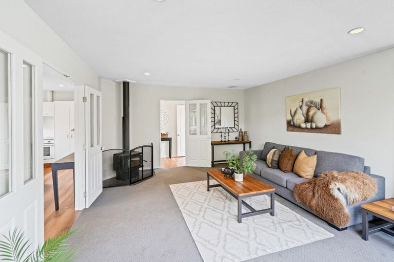 Photo of property in 22 Newnham Terrace, Upper Riccarton, Christchurch, 8041