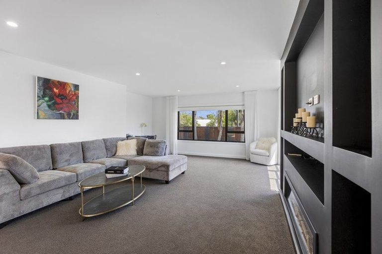 Photo of property in 145 Seaview Road, Westown, New Plymouth, 4310