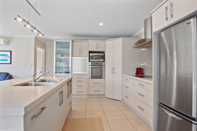 Photo of property in 2 Mccall Avenue, Pauanui, Hikuai, 3579