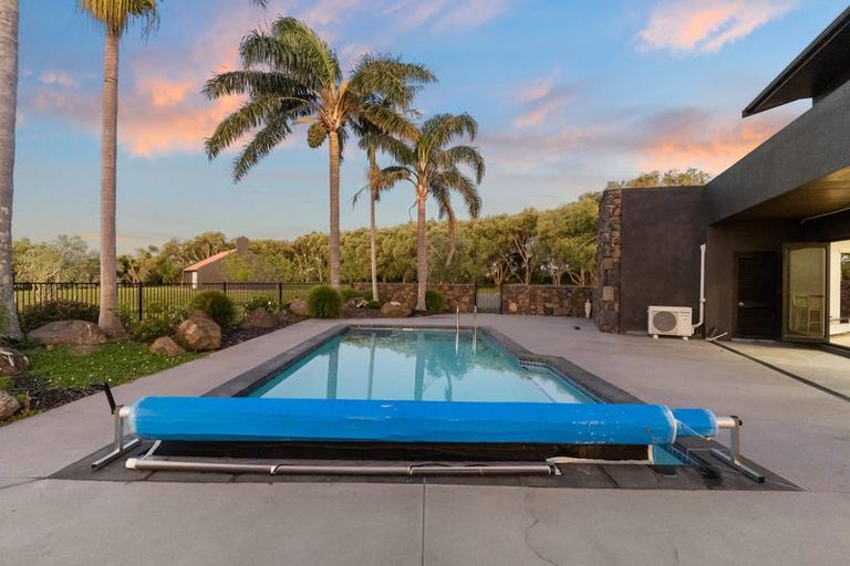 Photo of property in 337a Clarks Beach Road, Clarks Beach, Pukekohe, 2679