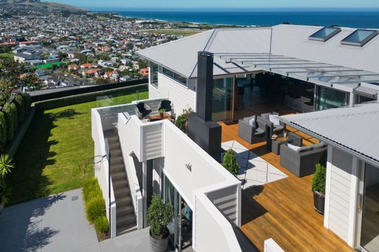 Photo of property in 93 Easther Crescent, Kew, Dunedin, 9012