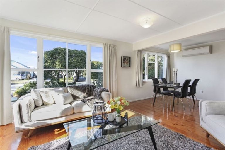 Photo of property in 15 Uxbridge Street, Northcote, Christchurch, 8052