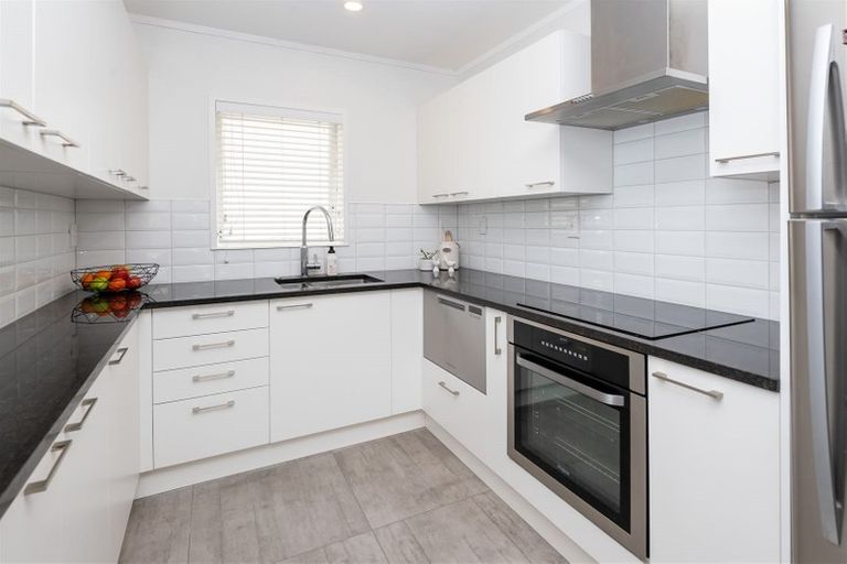 Photo of property in 3/11 Thurston Place, Bucklands Beach, Auckland, 2012