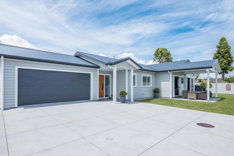 Photo of property in 316a Te Moana Road, Waikanae, 5036