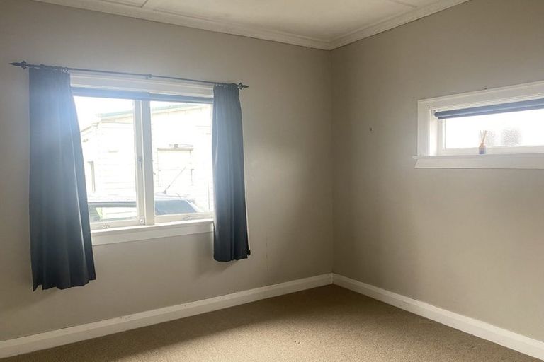 Photo of property in 18 Dinniss Avenue, Regent, Whangarei, 0112