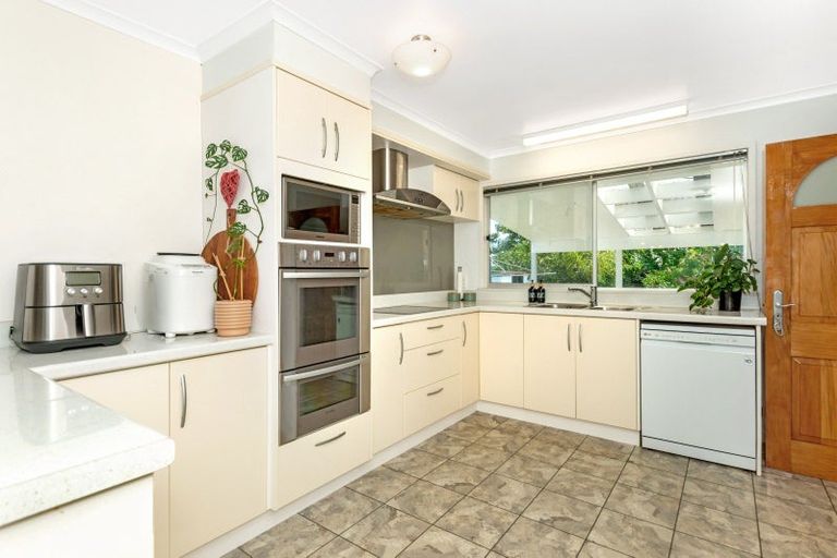 Photo of property in 4 Atkins Street, Patutahi, Gisborne, 4072