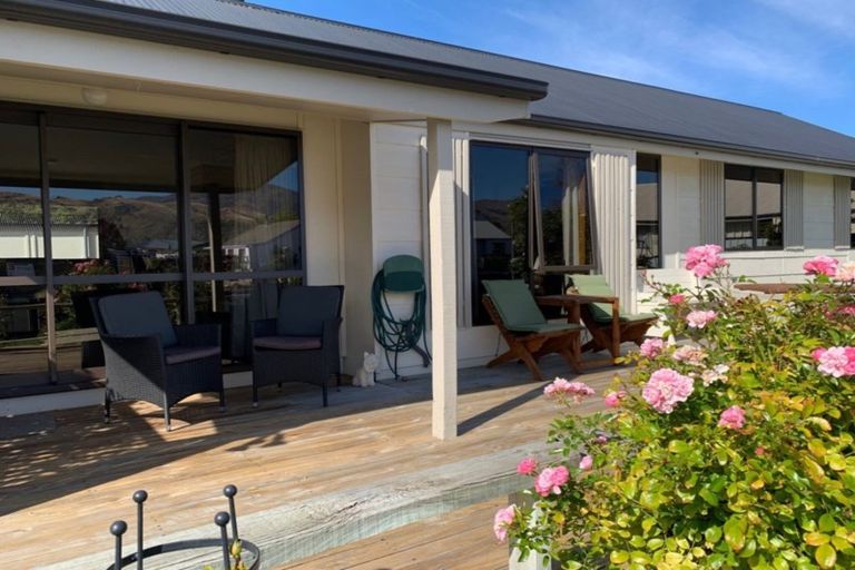 Photo of property in 17 Linrosa Place, Cromwell, 9310