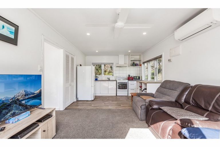 Photo of property in 59 Hauraki Road, Leigh, Warkworth, 0985