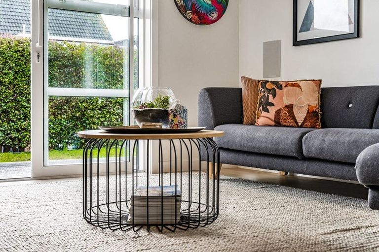 Photo of property in 2/11 Hart Road, Hauraki, Auckland, 0622