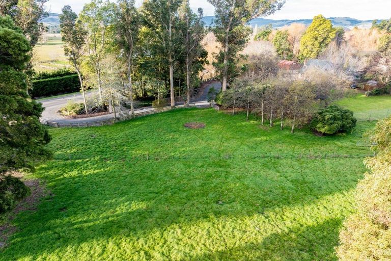 Photo of property in 147 Outram-mosgiel Road, Mosgiel, Outram, 9073