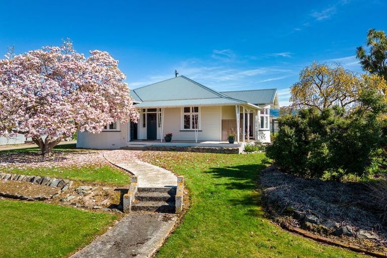 Photo of property in 70 Belt Street, Waimate, 7924