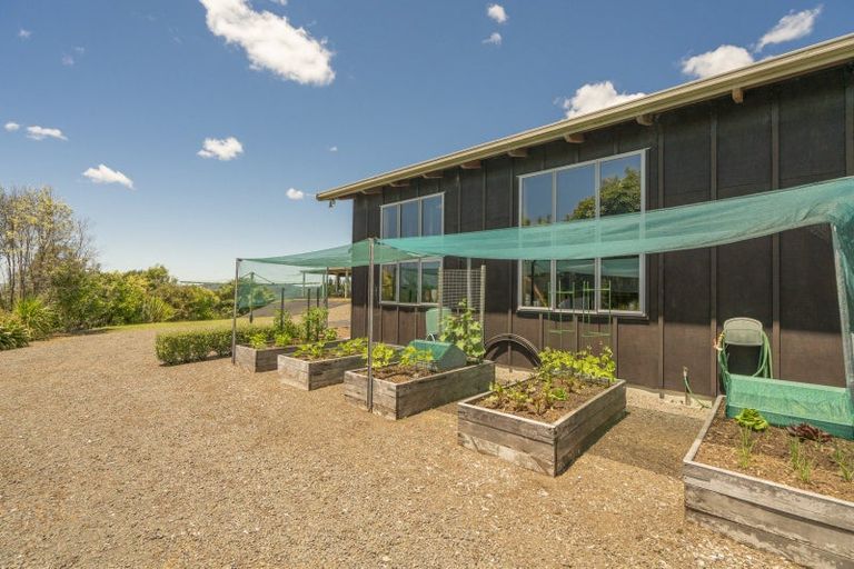 Photo of property in 92 Comers Road, Kaimarama, Whitianga, 3591