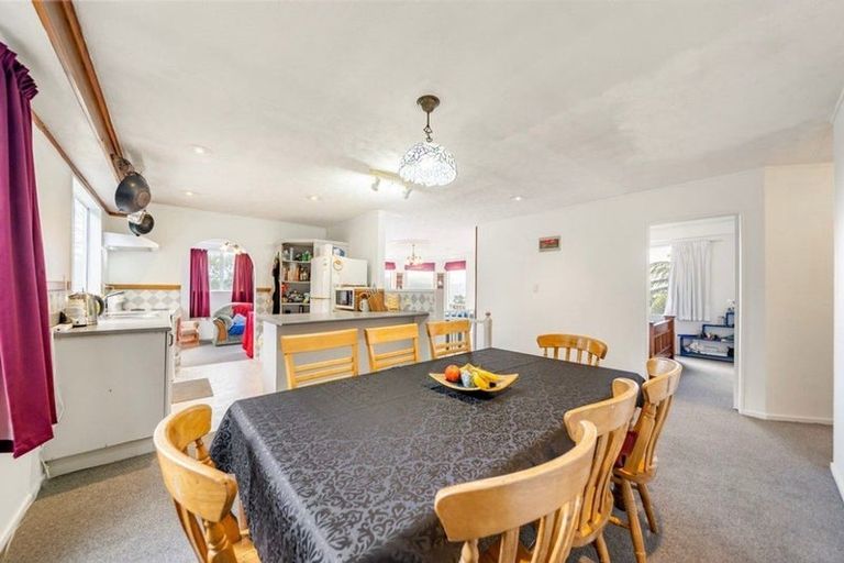 Photo of property in 2/259 Major Drive, Kelson, Lower Hutt, 5010