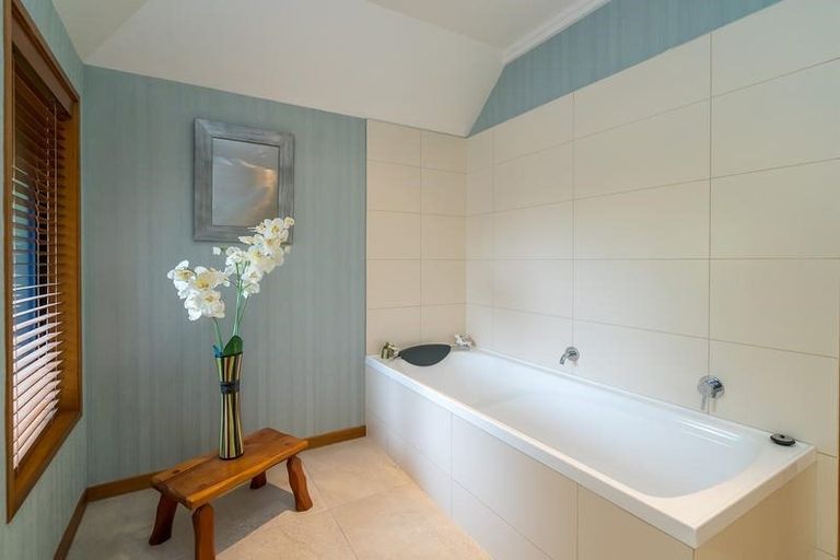 Photo of property in 2 Crewe Street, Maryhill, Dunedin, 9011