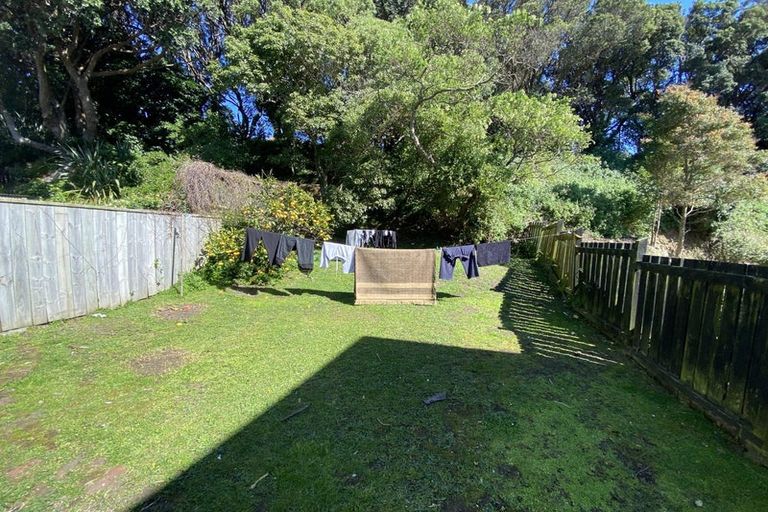 Photo of property in 2a Russell Terrace, Newtown, Wellington, 6021