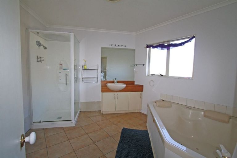 Photo of property in 20 Meade Place, Bell Block, New Plymouth, 4312