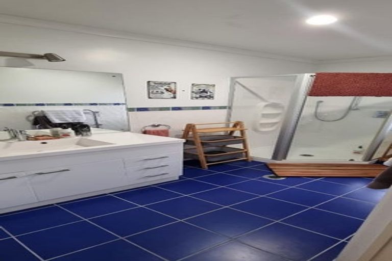 Photo of property in 99a Beach Road, Pahurehure, Papakura, 2113