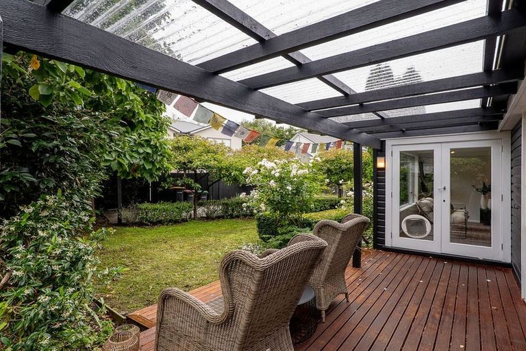 Photo of property in 1/7a Medbury Terrace, Fendalton, Christchurch, 8041