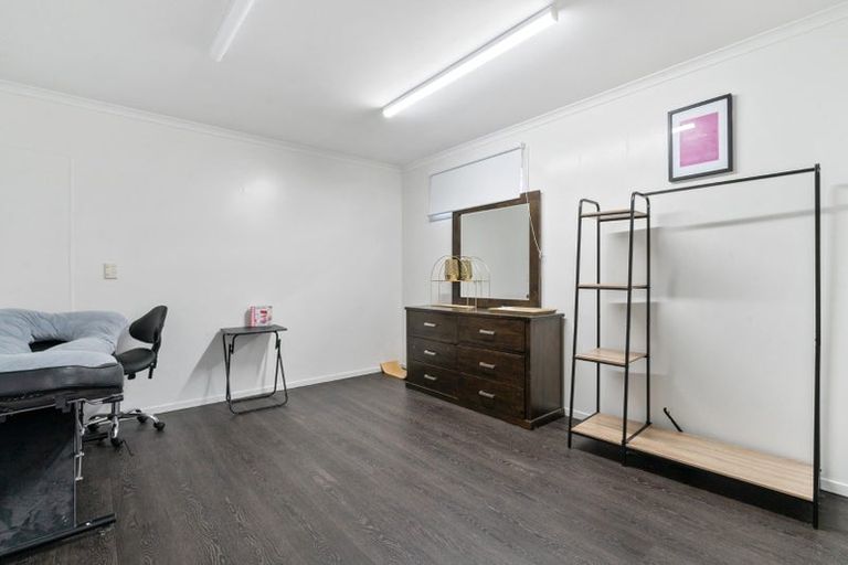 Photo of property in 73 Rathmar Drive, Manurewa, Auckland, 2105