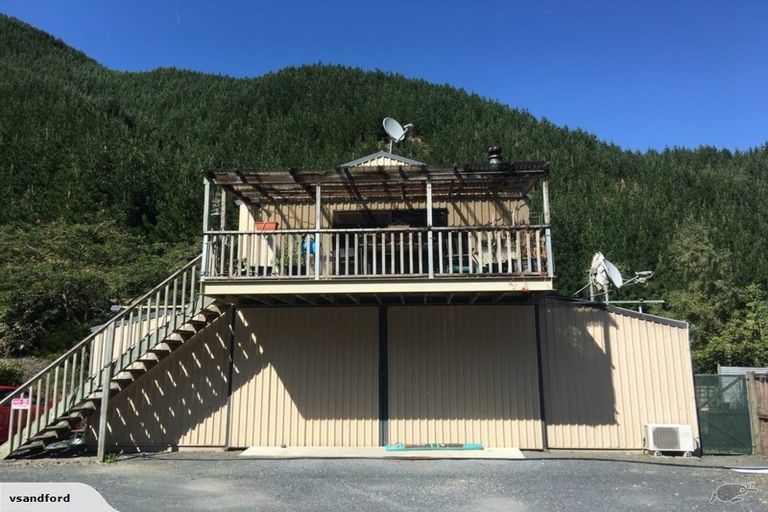 Photo of property in 69 Lee Valley Road, Wairoa Valley, Brightwater, 7091