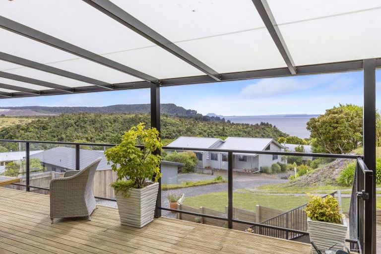 Photo of property in 6 Turangitukua Terrace, Kuratau, Turangi, 3381