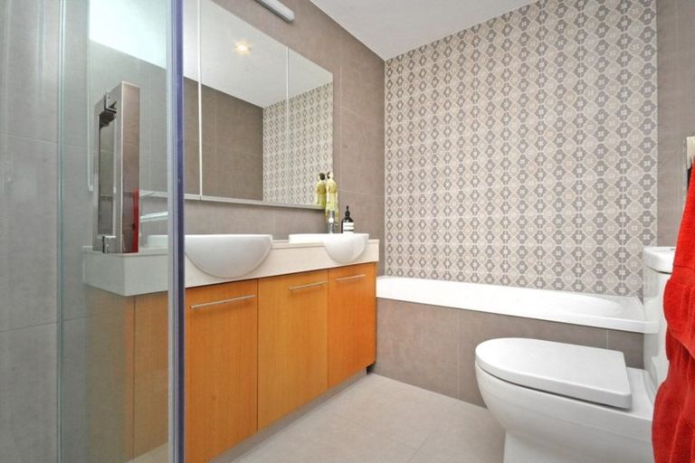 Photo of property in 306/252 Centreway Road, Orewa, 0931