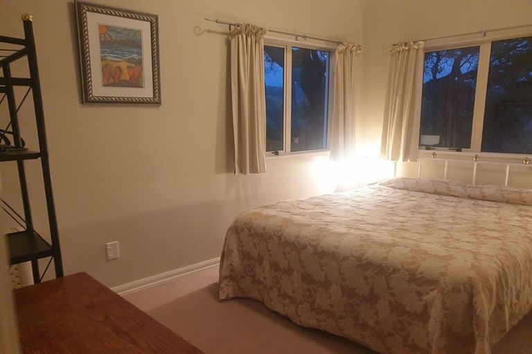 Photo of property in 19 The Crescent, Raumati South, Paraparaumu, 5032