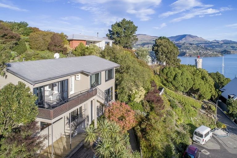 Photo of property in 6 Gilmour Terrace, Lyttelton, 8082