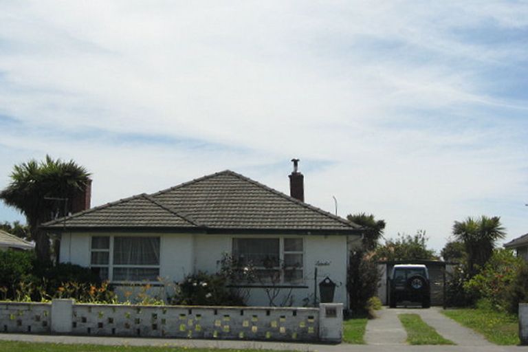 Photo of property in 139 Wainoni Road, Avondale, Christchurch, 8061